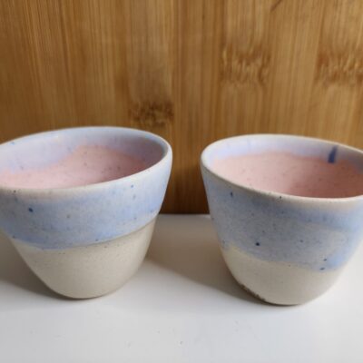2 tasses à café roses & bleues